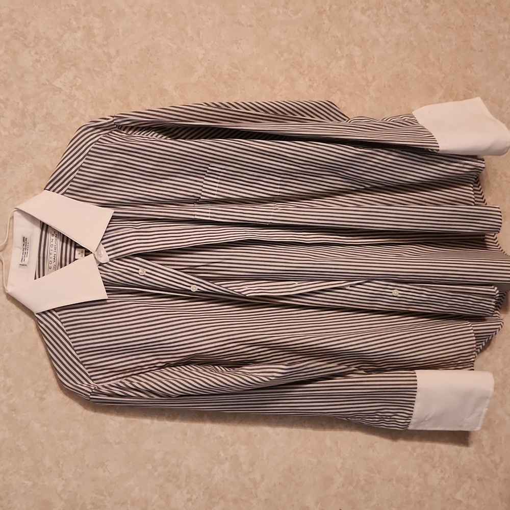 Van Heusen button down shirt